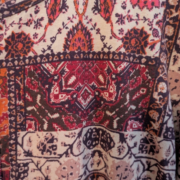 Di-Co Multicolor Patchwork Blouse - Picture 4 of 12